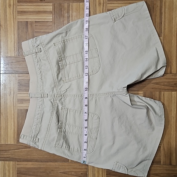 LEE relaxed fit khaki shorts - Picture 11 of 12